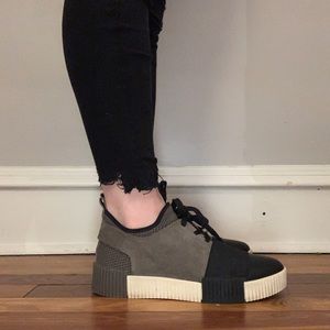 Marc Fisher Sneakers